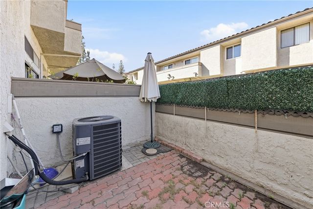 32 Brownfield Lane, Pomona, CA 91766