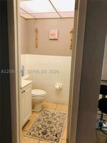 7000 NW 186th St 4-323, Hialeah, FL 33015