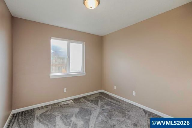 4995 Ward Dr NE, Salem, OR 97305