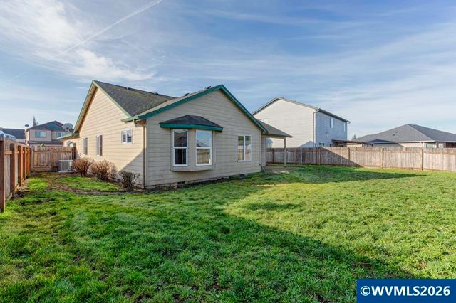 4995 Ward Dr NE, Salem, OR 97305