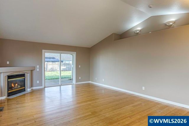 4995 Ward Dr NE, Salem, OR 97305