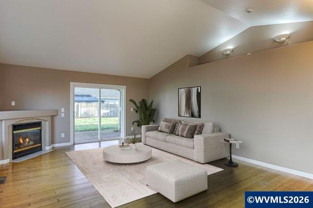 4995 Ward Dr NE, Salem, OR 97305