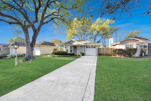 9227 Rippling Fields Drive, Houston, TX 77064