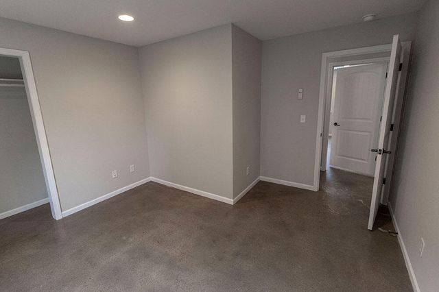 1409 PARIS RD 101, Columbia, MO 65201