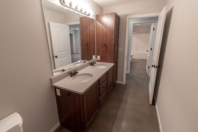 1409 PARIS RD 101, Columbia, MO 65201