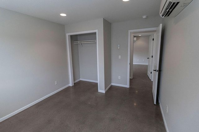 1409 PARIS RD 101, Columbia, MO 65201