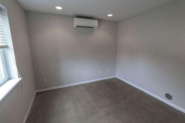 1409 PARIS RD 101, Columbia, MO 65201