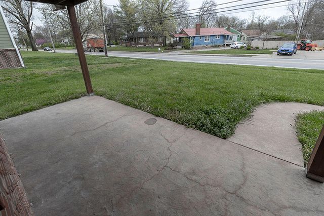 1409 PARIS RD 101, Columbia, MO 65201