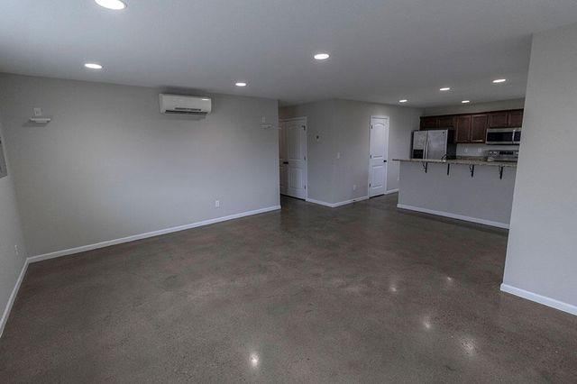 1409 PARIS RD 101, Columbia, MO 65201