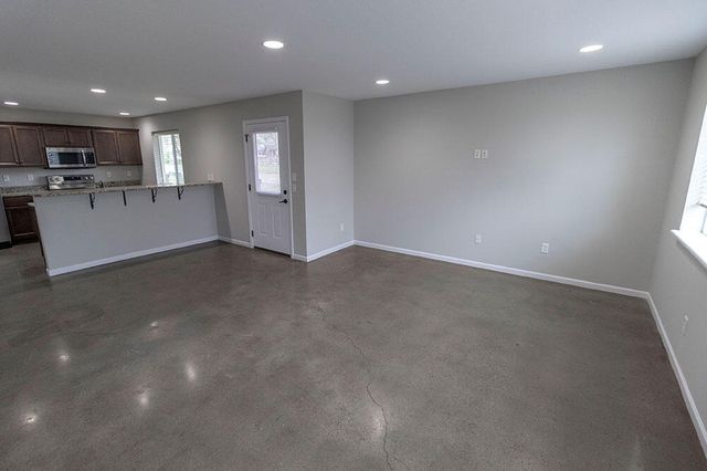 1409 PARIS RD 101, Columbia, MO 65201