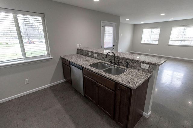 1409 PARIS RD 101, Columbia, MO 65201