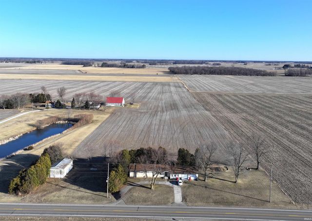 13788 W State Road 14, Medaryville, IN 47957