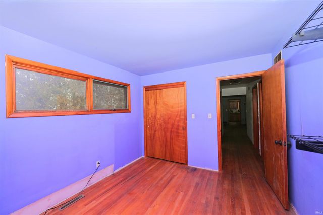 13788 W State Road 14, Medaryville, IN 47957