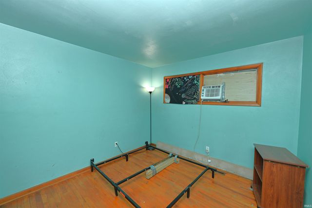 13788 W State Road 14, Medaryville, IN 47957