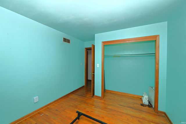 13788 W State Road 14, Medaryville, IN 47957