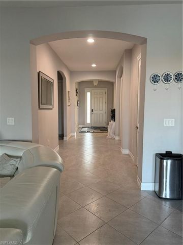 2841 Royal Gardens AVE E 0, Fort Myers, FL 33916