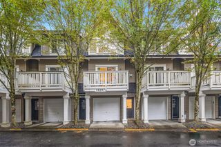 18247 NE 96th Way #104, Redmond, WA 98052