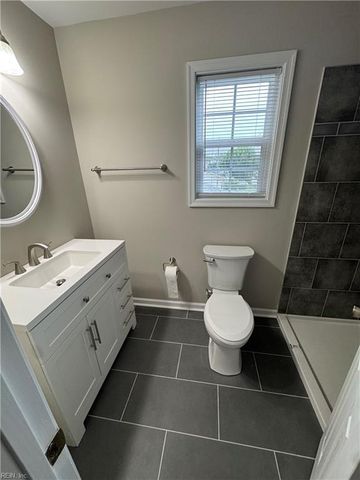 637 Grimes RD, Hampton, VA 23663