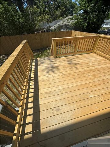 637 Grimes RD, Hampton, VA 23663