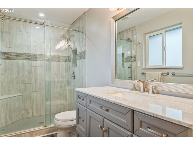 3004 Nw BLUE HERON Dr, Woodland, WA 98674