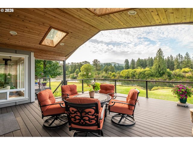 3004 Nw BLUE HERON Dr, Woodland, WA 98674