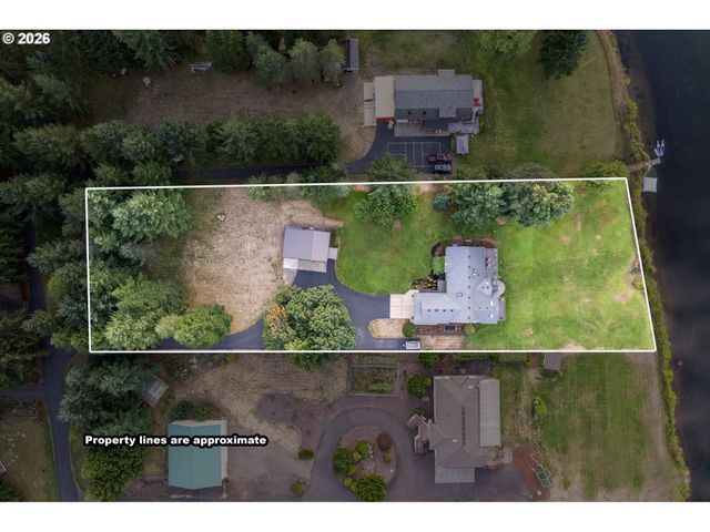 3004 Nw BLUE HERON Dr, Woodland, WA 98674