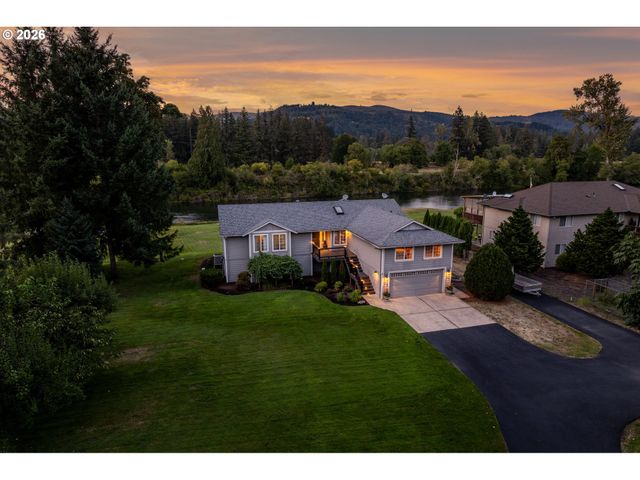 3004 Nw BLUE HERON Dr, Woodland, WA 98674