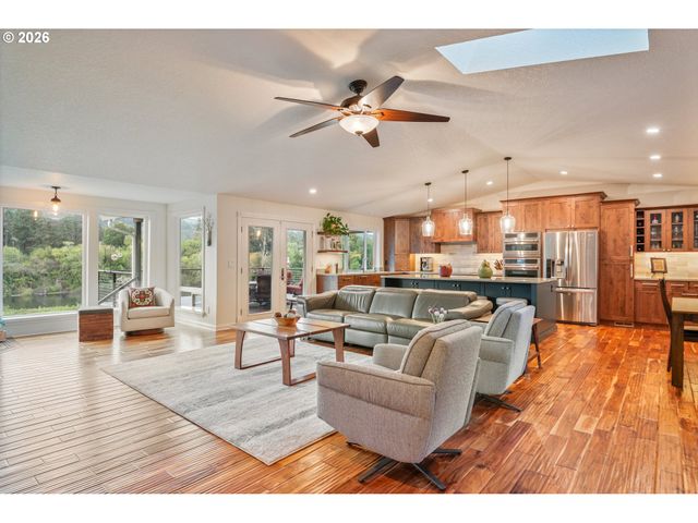 3004 Nw BLUE HERON Dr, Woodland, WA 98674