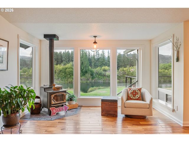 3004 Nw BLUE HERON Dr, Woodland, WA 98674