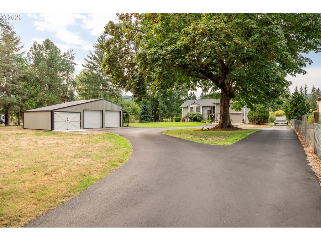 3004 Nw BLUE HERON Dr, Woodland, WA 98674