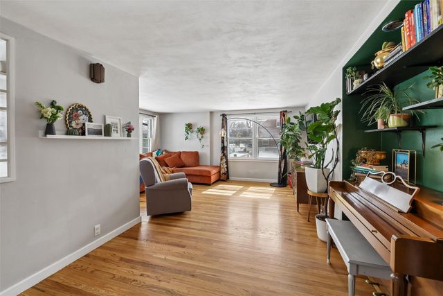 3324 47th Street, Des Moines, IA 50310