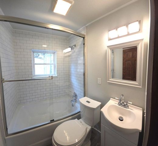 860 N Elm St, Colville, WA 99114