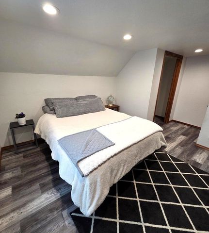 860 N Elm St, Colville, WA 99114