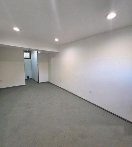 860 N Elm St, Colville, WA 99114