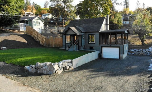 860 N Elm St, Colville, WA 99114