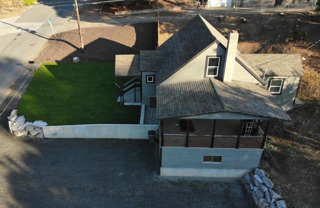 860 N Elm St, Colville, WA 99114