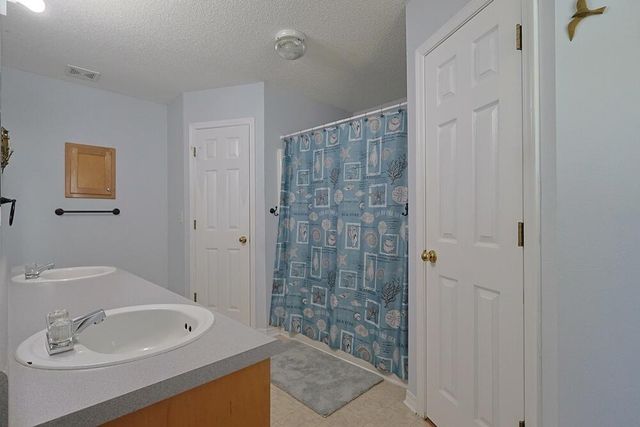 5205 Whitehurst Lane, Crestview, FL 32536