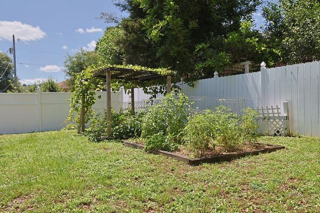 5205 Whitehurst Lane, Crestview, FL 32536