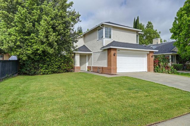 8584 Sunnybrae Dr, Sacramento, CA 95823