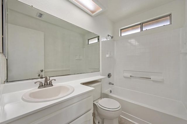 8584 Sunnybrae Dr, Sacramento, CA 95823