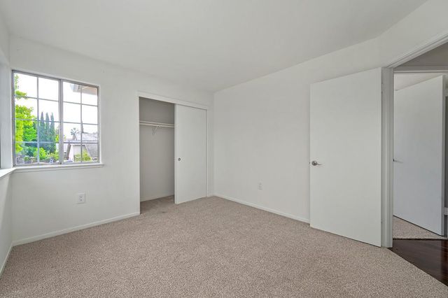 8584 Sunnybrae Dr, Sacramento, CA 95823