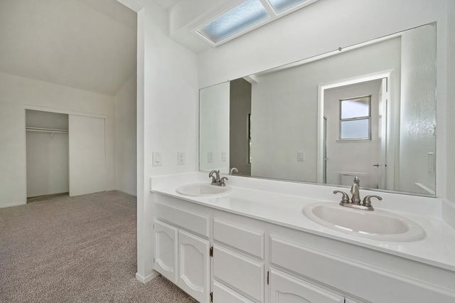 8584 Sunnybrae Dr, Sacramento, CA 95823