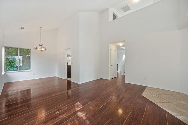 8584 Sunnybrae Dr, Sacramento, CA 95823