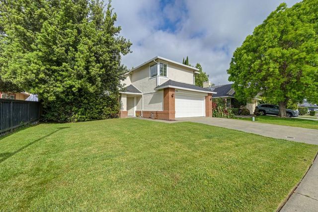 8584 Sunnybrae Dr, Sacramento, CA 95823