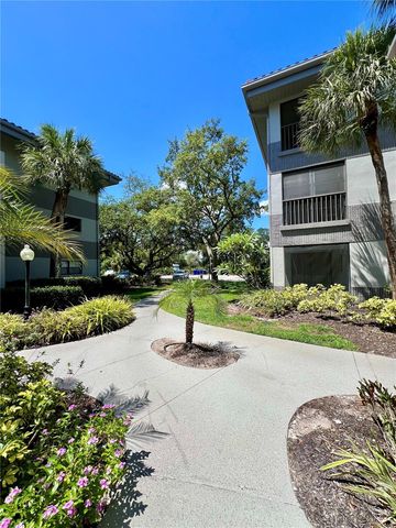 2650 COUNTRYSIDE BOULEVARD B302, Clearwater, FL 33761