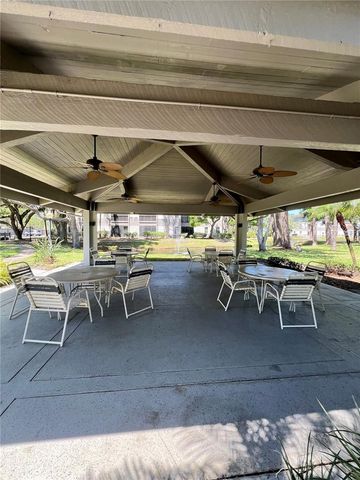 2650 COUNTRYSIDE BOULEVARD B302, Clearwater, FL 33761