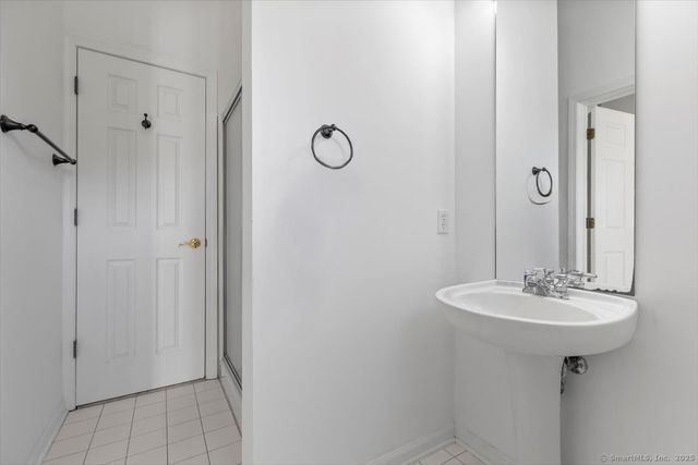 39 L Hermitage Drive 39, Shelton, CT 06484