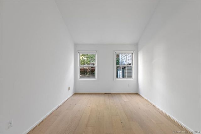 39 L Hermitage Drive 39, Shelton, CT 06484