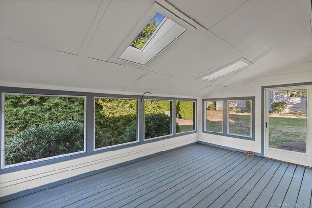 39 L Hermitage Drive 39, Shelton, CT 06484