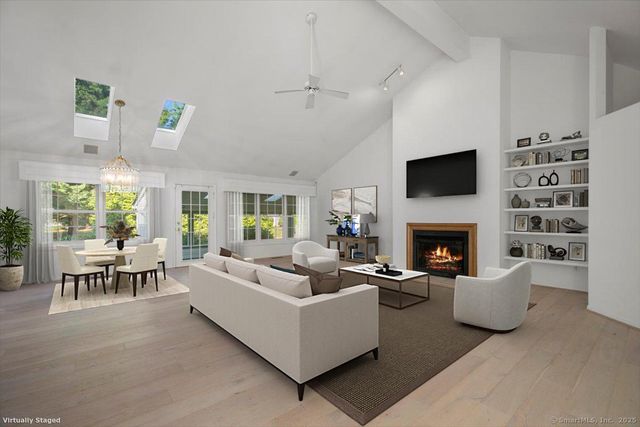 39 L Hermitage Drive 39, Shelton, CT 06484